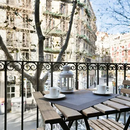 Uma Sagrada Familia Apartment Barcelona