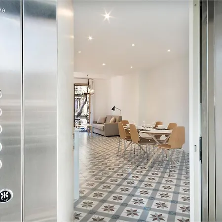 Uma Sagrada Familia Apartment Barcelona