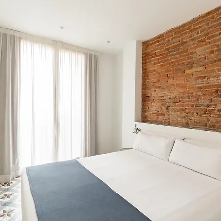 Uma Sagrada Familia Apartment