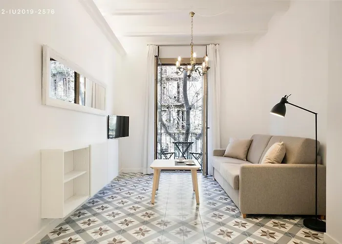 Uma Sagrada Familia Apartamento *
