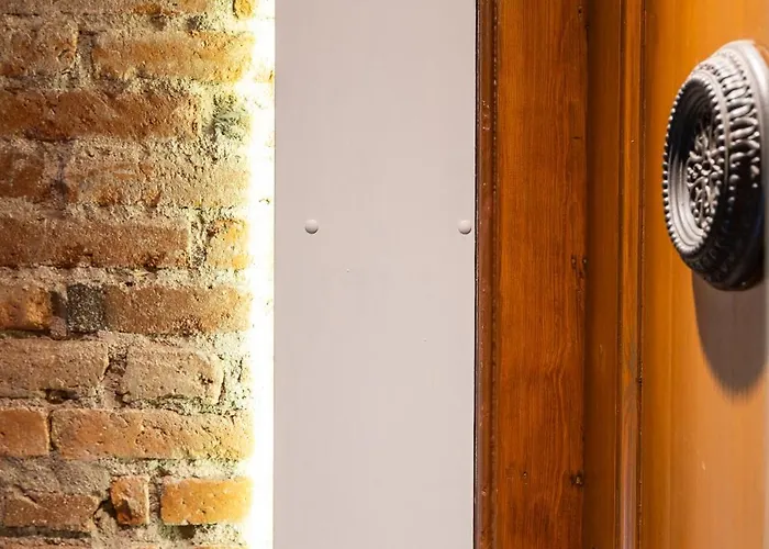 Uma Sagrada Familia Apartamento *